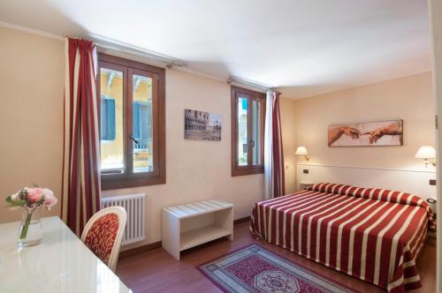 Venice Resorts GuestHouse vicino Piazzale Roma e Stazione, Wenecja