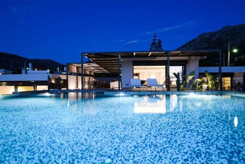 Luxury Beachfront Villa Selenia Platinum in Sounio