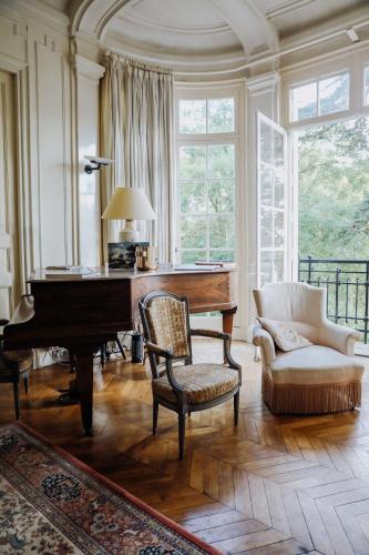 Villa Signolle by Michel Gonet - image 9