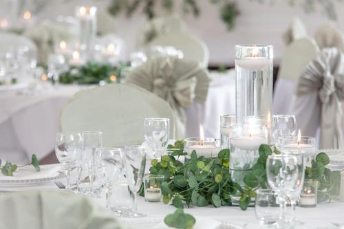 271843566 Mytton Fold Hotel, Ribble Valley