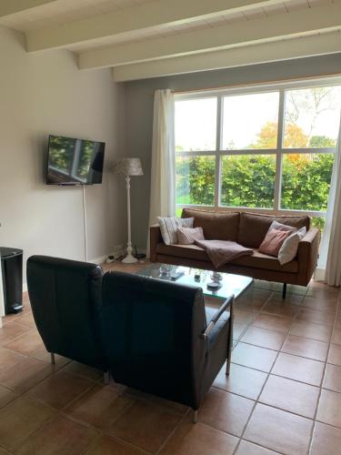  Túnhúske met tuin nabij Leeuwarden in Jelsum