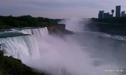 บริการและสิ่งอำนวยความสะดวก, กาลิกา โฮเทล (Kalika Hotel) in ไนแองการาฟอลส์ (NY)