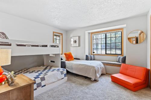12 Hart Mountain - main image