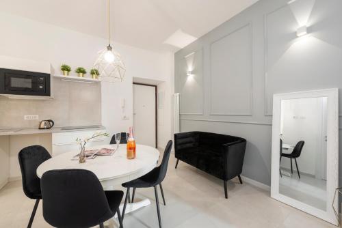 White Flat Santa Croce - image 8