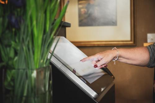 The Angus Hotel - main image