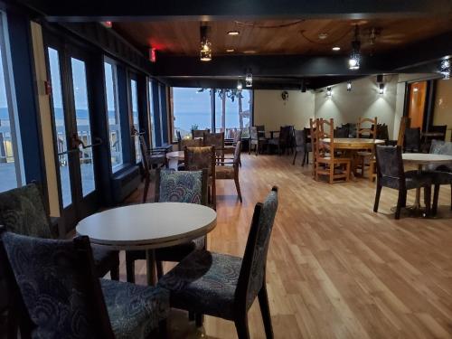 บริการและสิ่งอำนวยความสะดวก, Beach Gardens Resort and Marina in พาวเวล ริเวอร์ (บริติช โคลัมเบีย)