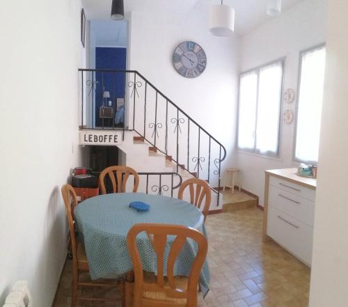 Typique Quartier Haut joli appartement 75 m2