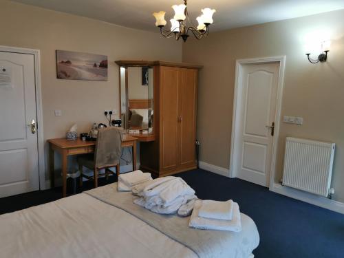 THAI-GER restaurant and accommodation chambre d'hôte Whorlton Castle