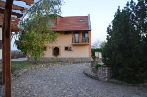 Garden Vendégház Makó - image 14