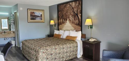 Palmetto Inn - image 5
