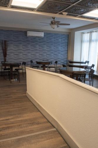 طعام و مشروبات, Hotel Chataura in ديترويت