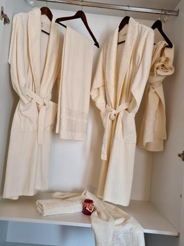 Oli's apartment - image 13