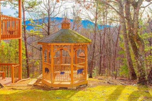 Heaven's Mountain Hideaway - image 2