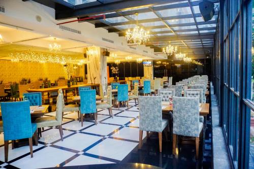 Restaurant, Swiss-Belhotel Kendari in Kendari