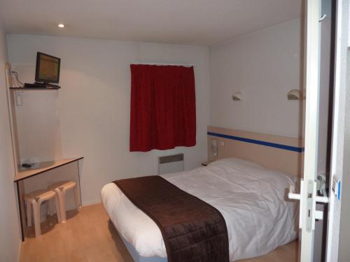 1 queen bed