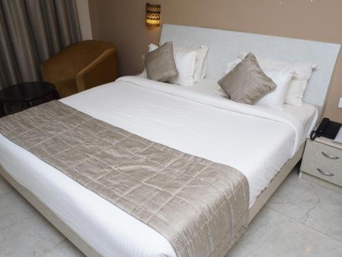 Superior Double Room image 3