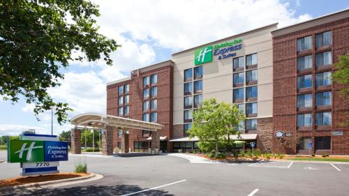 Holiday Inn Express & Suites Bloomington West, an IHG hotel - Hotel - Bloomington