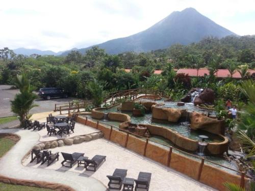 Swimming pool, Volcano Lodge, Hotel & Thermal Experience in La Fortuna