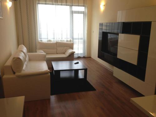 Dilov Apartments in Yalta Golden Sands - image 7