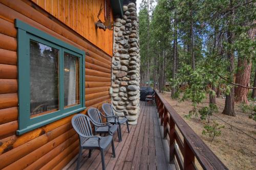Instalações, 73 Walk-A-Bout in Wawona (CA)