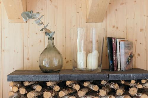 Ferienhaus Alpen Lodge und die Gams