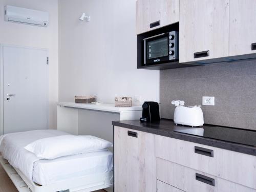 UR-NEST Dolfi - image 11