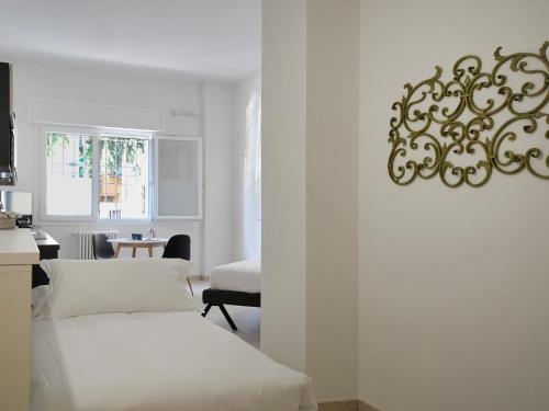 UR-NEST Dolfi - image 5