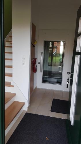 Bejárat, Große Ferienwohnung, auf Bauernhof mit Ponys und Pferden, ländlich und ruhig, Nähe Dümmer See (Große Ferienwohnung, auf Bauernhof mit Ponys und Pferden, landlich und ruhig, Nahe Dummer See) in Holdorf