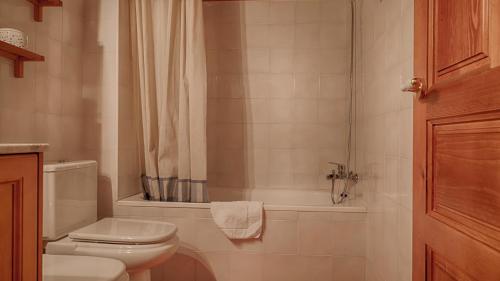  Saplan Real Estate ERA LANA in Les