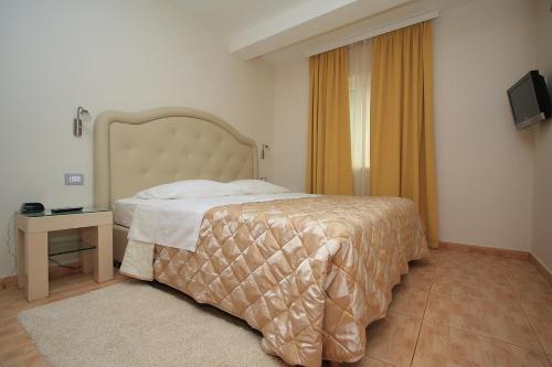 Aparthotel Natalia Podgora - image 13