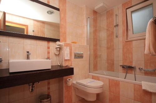 Aparthotel Natalia Podgora - image 12