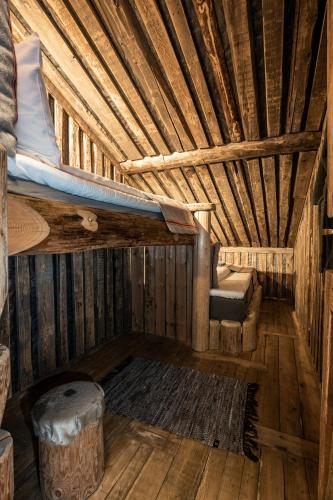 Basecamp Hotel - image 7