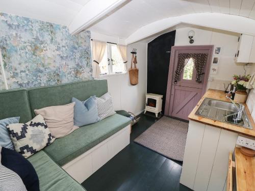 Hazel Nook - image 7
