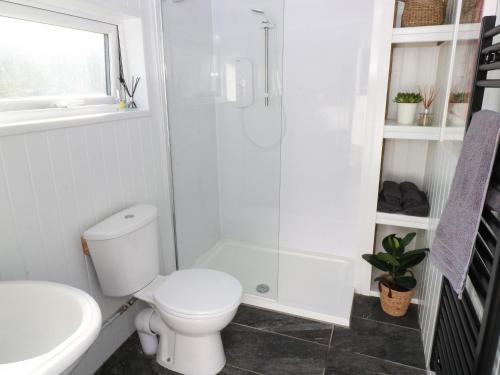 Hazel Nook - image 3