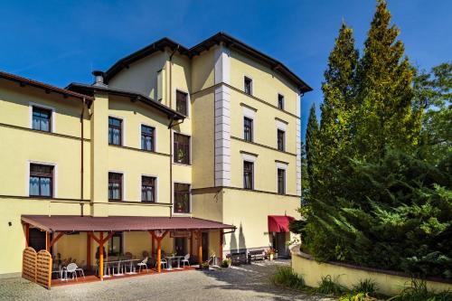 Hotel Fenix - image 10