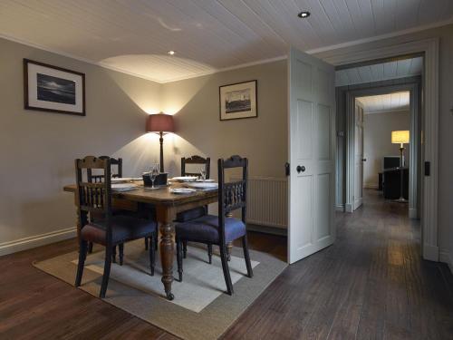 Dunvegan Castle Rose Valley Cottage - image 5