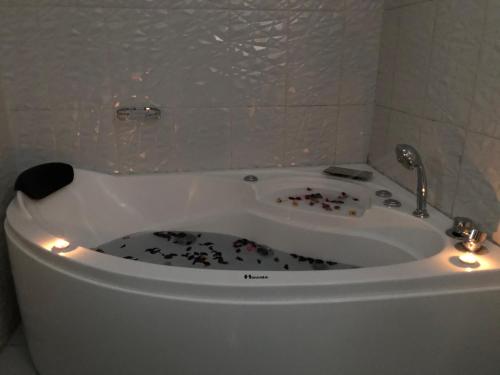Suite, junior, jacuzzi, balcón