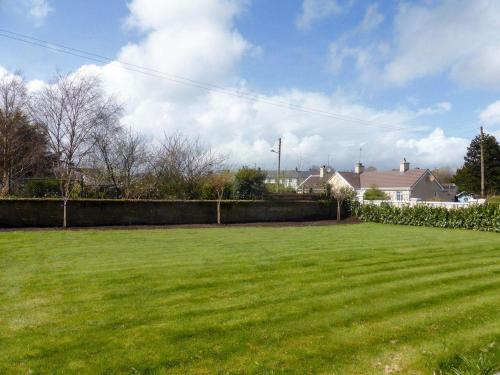 taman, Garden Holiday Cottage by Trident Holiday Homes in Clogheen
