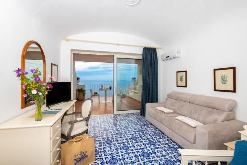 Junior Suite with Terrace and Sea View (3 Adults)