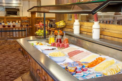 Holiday Inn Colchester an IHG Hotel - image 5