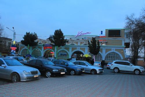 Хотел Хесон Khujand