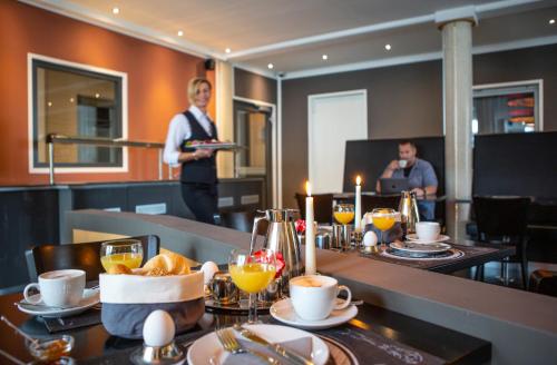 المرافق, Hotel Royal Jülich (Hotel Royal Julich) in جوليش