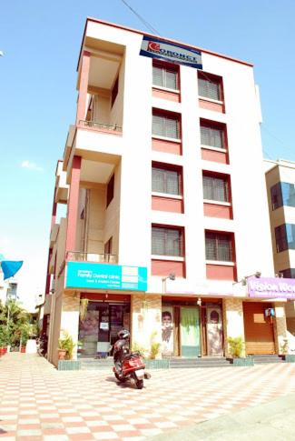 Coronet Luxurious Apartment photo 1