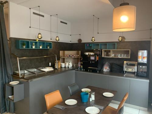 طعام و مشروبات, Hotel Resslirytti in بازل