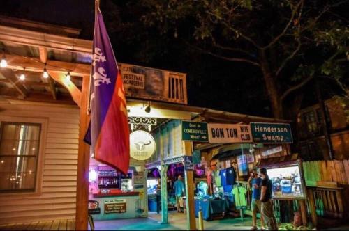 Blue Moon Guest House - 숙소 외관
