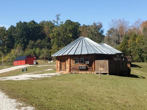 The Mountaineer - Rustic Mountain Yurt in Genoa, USA