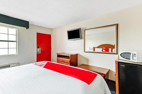 OYO Hotel San Antonio Lackland near Seaworld