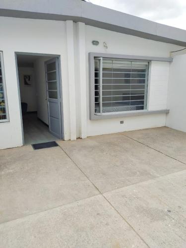 One-Bedroom Apartment image 9