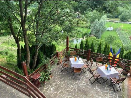 ระเบียง/ชานเรือน, Doftana Apartaments in เจชิลา