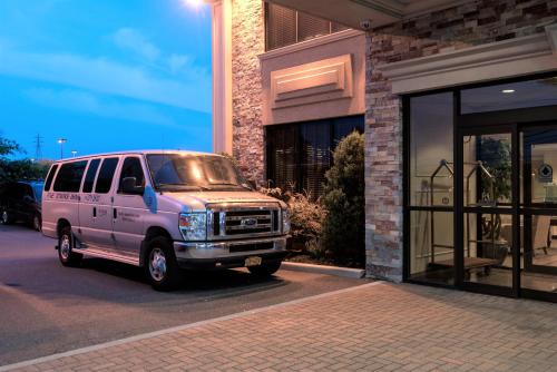 Five Towns Inn